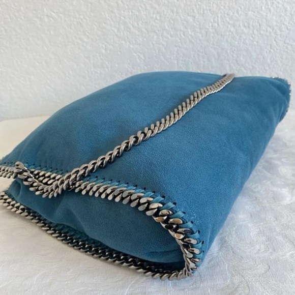 STELLA MCCARTNEY blue
Falabella Tote. Large - Picture 7 of 12